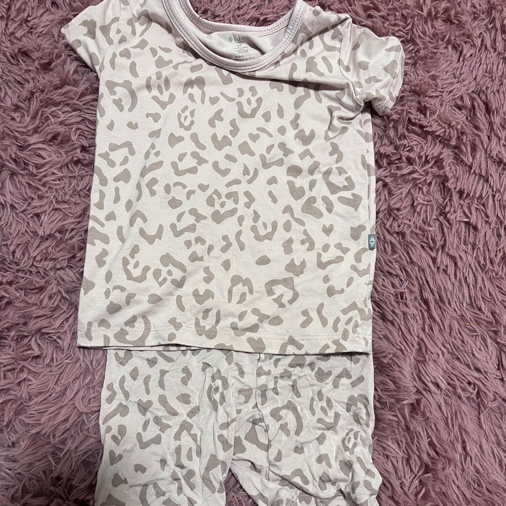 Kyte baby blush leopard 2 piece pjs